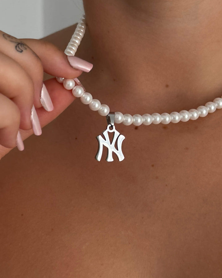 NY Pearl Necklace Silver