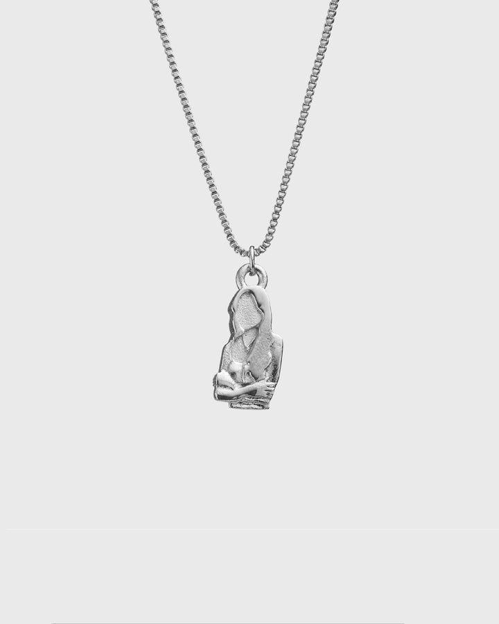 Saents Olivia pendant in silver