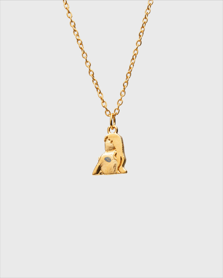 Saents Sabrina Carpenter inspired gold necklace pendant on chain