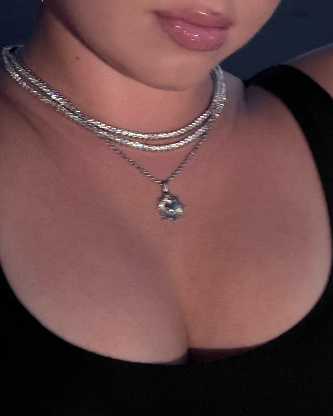 silver sacred hearts necklace from Saents